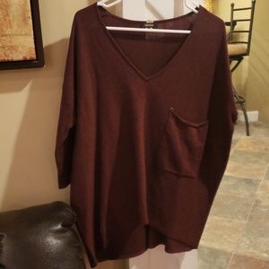 Maroon sweater shirt